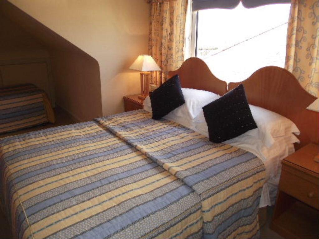 Whin Park Guest House Largs Extérieur photo