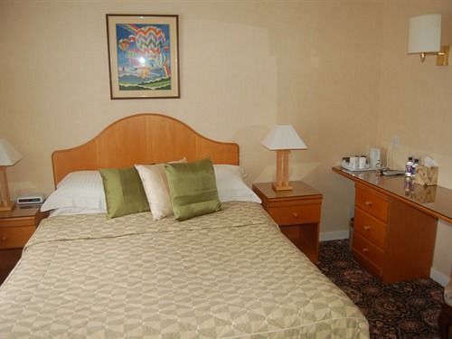 Whin Park Guest House Largs Extérieur photo